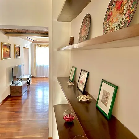 Royal Domus - Via Mazzini Apartment Perugia