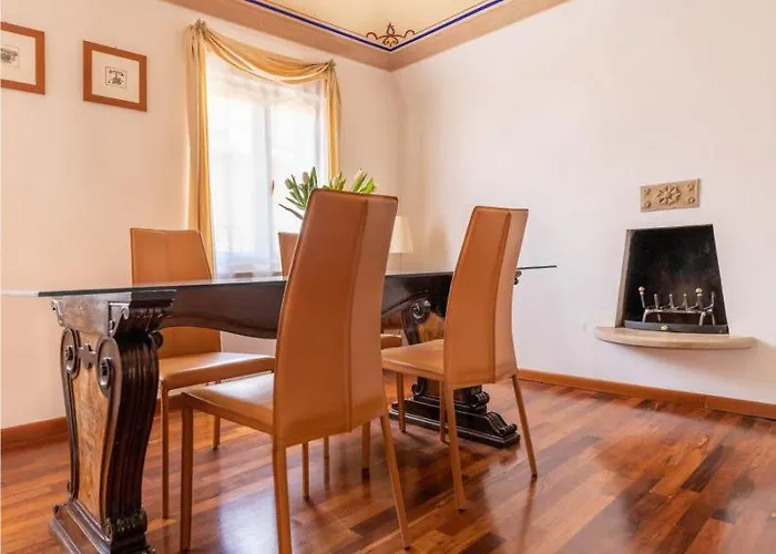 アパート Royal Domus - Via Mazzini ペルージャ