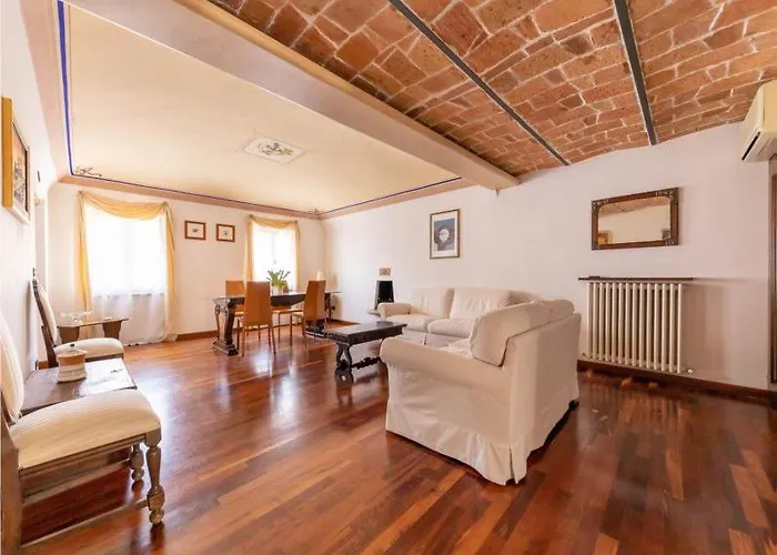 アパート Royal Domus - Via Mazzini ペルージャ