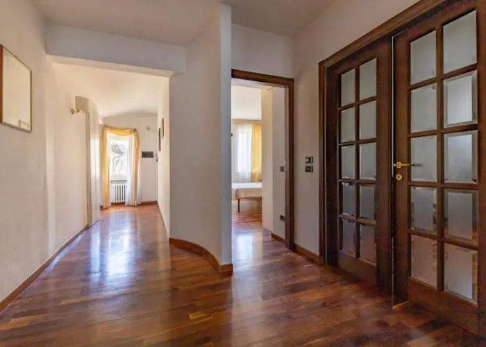 Royal Domus - Via Mazzini * ペルージャ