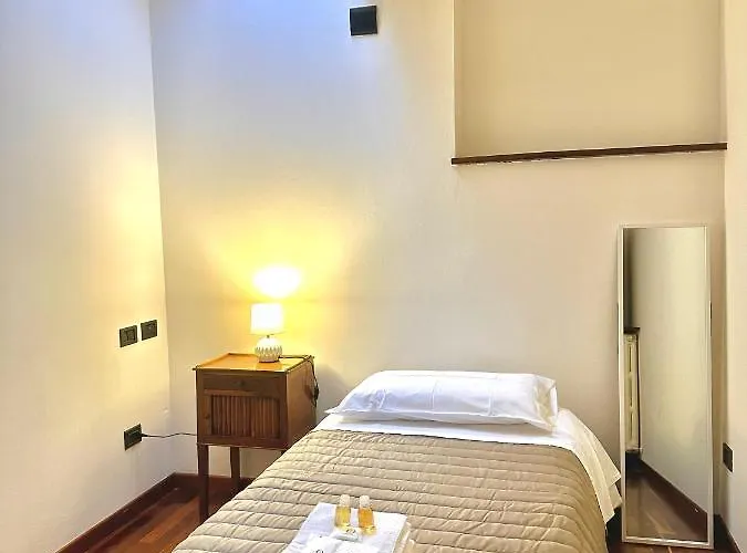 Royal Domus - Via Mazzini *